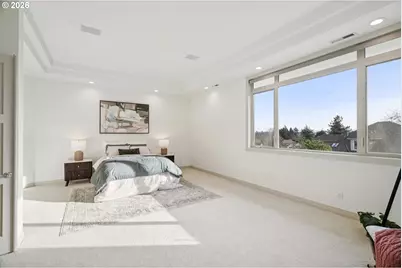 17623 Brookhurst Dr, Lake Oswego, OR 97034 - Photo 17