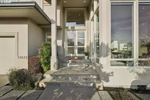 17623 Brookhurst Dr, Lake Oswego, OR 97034 - Photo 37