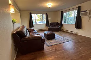 1708 I St, Springfield, OR 97477 - Photo 3