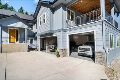 2742 Blue Spruce Dr, Eugene, OR 97405 - Photo 3