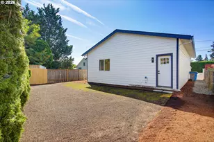 2116 E 39th St, Vancouver, WA 98663 - Photo 33