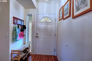 42475 Bagley Ln, Astoria, OR 97103 - Photo 5