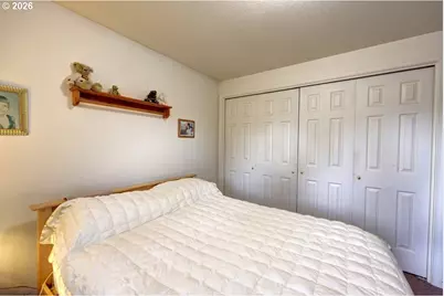 42475 Bagley Ln, Astoria, OR 97103 - Photo 31