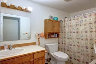 42475 Bagley Ln, Astoria, OR 97103 - Photo 23