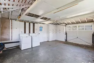 2190 Jackson St, Eugene, OR 97405 - Photo 33