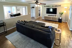 76484 Portal Dr, Oakridge, OR 97463 - Photo 13