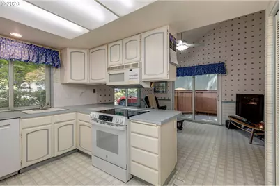 9986 SE Gia Ct, Happy Valley, OR 97086 - Photo 11