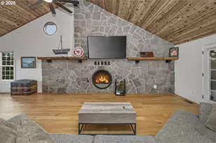 16290 S Riverview Rd, Molalla, OR 97038 - Photo 13