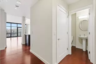 1025 NW Couch St, Portland, OR 97209 - Photo 13