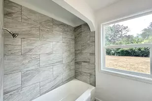 13533 SE Division St, Portland, OR 97236 - Photo 15