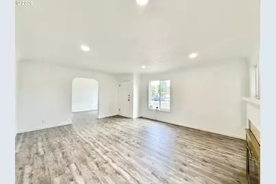 13533 SE Division St, Portland, OR 97236 - Photo 13