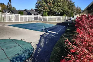 21805 NE Heartwood Cir, Fairview, OR 97024 - Photo 31