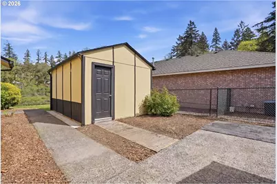 661 K St, Washougal, WA 98671 - Photo 39