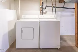 1740 NE 16th St, Lincoln City, OR 97367 - Photo 37