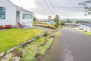 1740 NE 16th St, Lincoln City, OR 97367 - Photo 39