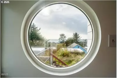 1740 NE 16th St, Lincoln City, OR 97367 - Photo 33