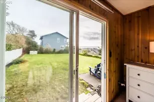 1740 NE 16th St, Lincoln City, OR 97367 - Photo 23