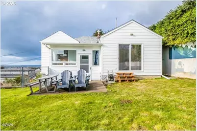 1740 NE 16th St, Lincoln City, OR 97367 - Photo 27