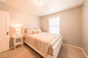 1740 NE 16th St, Lincoln City, OR 97367 - Photo 17