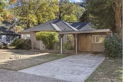 1627 W Brown Ave, Roseburg, OR 97471 - Photo 3
