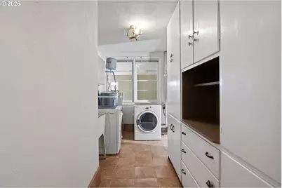 1627 W Brown Ave, Roseburg, OR 97471 - Photo 23