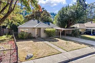 1627 W Brown Ave, Roseburg, OR 97471 - Photo 1