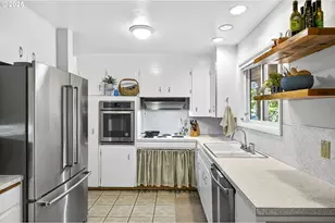 15530 SE Francis St, Portland, OR 97236 - Photo 11