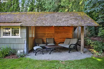 15530 SE Francis St, Portland, OR 97236 - Photo 33