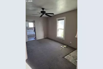 503 W 7th St, Wallowa, OR 97885 - Photo 17