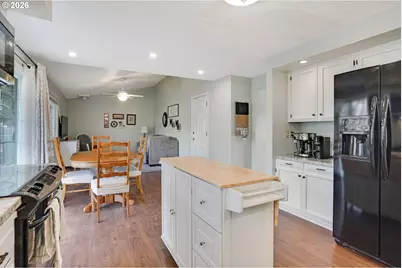 4887 Kewanna Ct, Salem, OR 97305 - Photo 13