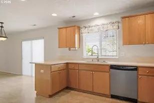 4161 NE Geranium Ave, Salem, OR 97305 - Photo 13