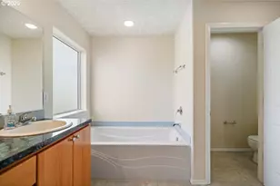 4161 NE Geranium Ave, Salem, OR 97305 - Photo 41