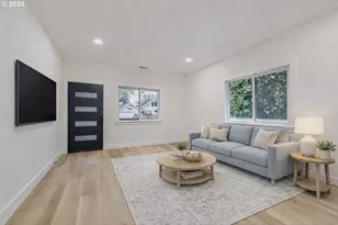 4734 NE 100th Ave, Portland, OR 97220 - Photo 3