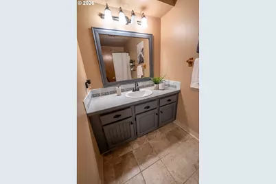 11481 SE Falbrook Dr, Clackamas, OR 97015 - Photo 21