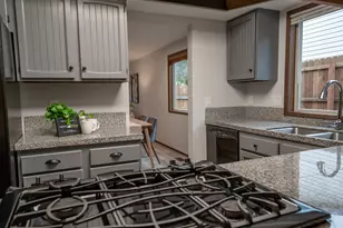 11481 SE Falbrook Dr, Clackamas, OR 97015 - Photo 13