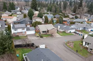 11481 SE Falbrook Dr, Clackamas, OR 97015 - Photo 43