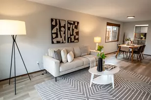 11481 SE Falbrook Dr, Clackamas, OR 97015 - Photo 7