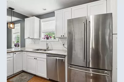 1335 NE 19th St, Salem, OR 97301 - Photo 15