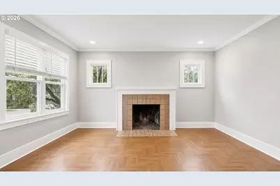 1335 NE 19th St, Salem, OR 97301 - Photo 9