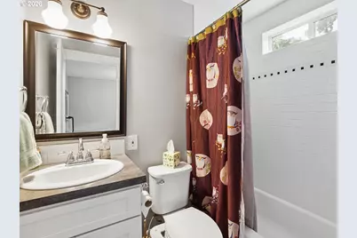 1335 NE 19th St, Salem, OR 97301 - Photo 21