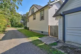 1335 NE 19th St, Salem, OR 97301 - Photo 37