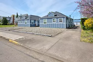 178 S Main St, Lebanon, OR 97355 - Photo 3