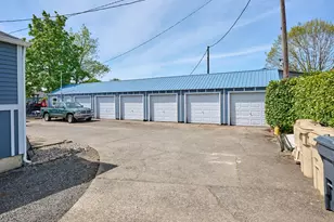 178 S Main St, Lebanon, OR 97355 - Photo 13