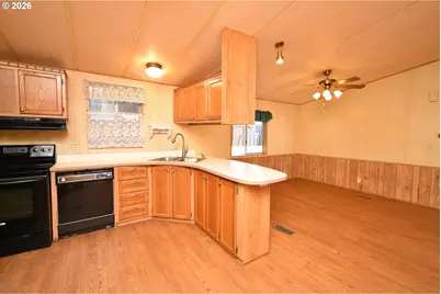 16368 SE 135th Ave #10, Clackamas, OR 97015 - Photo 15