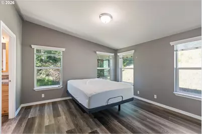 66017 N Bay Rd, North Bend, OR 97459 - Photo 19