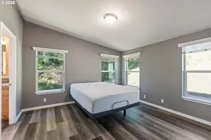 66017 N Bay Rd, North Bend, OR 97459 - Photo 19