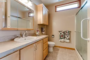 2099 Lake Shore Dr, Eugene, OR 97408 - Photo 19