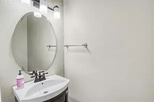 17128 NW Stoller Dr, Portland, OR 97229 - Photo 17