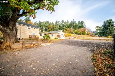 12533 SE Sunnyside Rd, Clackamas, OR 97015 - Photo 15