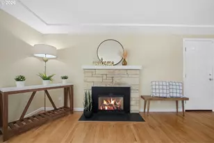 15928 NE Rose Pkwy, Portland, OR 97230 - Photo 3